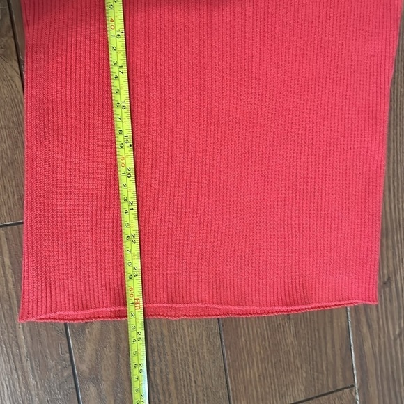 St. John knit tank top - Picture 8 of 8